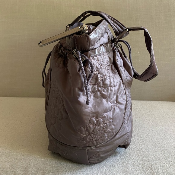 Stella McCartney x LeSportSac Tote - Picture 4 of 11